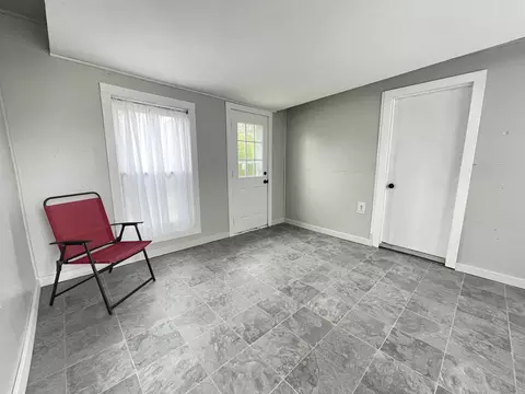 1901 E Micthell Ave, Waterloo, IA 50702 photo 4