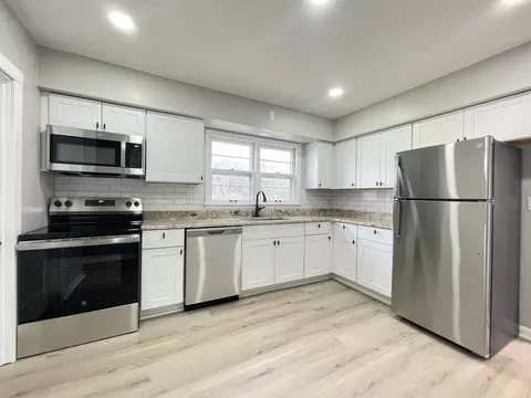 1901 E Micthell Ave, Waterloo, IA 50702 photo 9