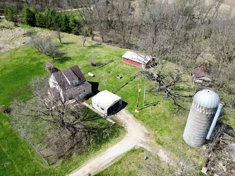3209 Echo Valley Rd, Decorah, IA 52101 photo 26