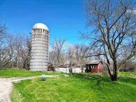 3209 Echo Valley Rd, Decorah, IA 52101 photo 22