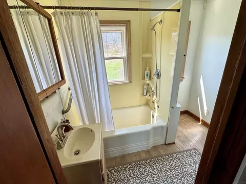 3209 Echo Valley Rd, Decorah, IA 52101 photo 14