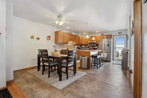 2009 Cassi Rdg, Waterloo, IA 50701 photo 11
