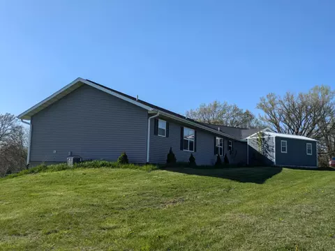 Exterior - 1713 Terrace Rd, Decorah, IA 52101 photo 9 of 10