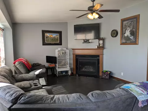 Living - 1713 Terrace Rd, Decorah, IA 52101 photo 4 of 5