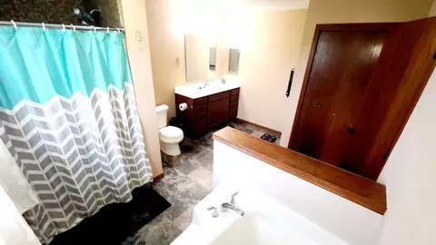 Bath - 1713 Terrace Rd, Decorah, IA 52101 photo 1 of 5