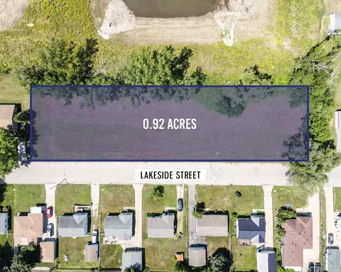 lot S Lakeside St, Waterloo, IA 50703