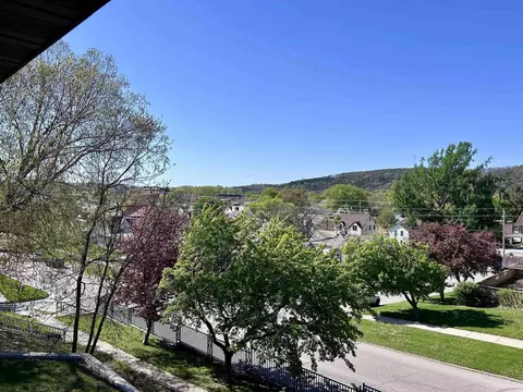 505 E Broadway St, Decorah, IA 52101 photo 5