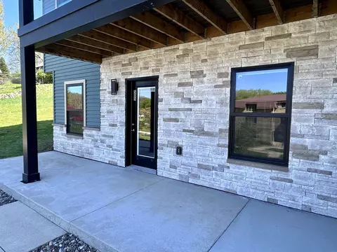 505 E Broadway St, Decorah, IA 52101 photo 18