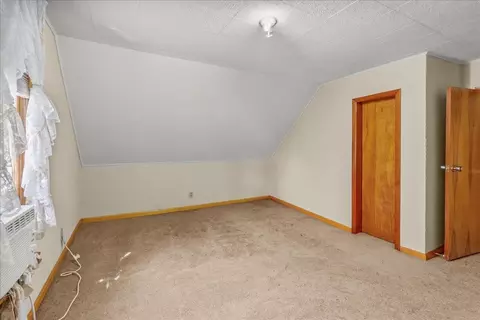 204 E 12th St, Cedar Falls, IA 50613 photo 12
