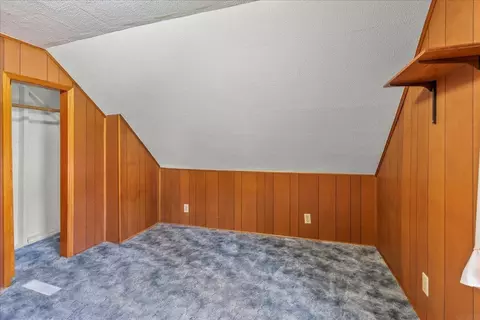204 E 12th St, Cedar Falls, IA 50613 photo 10