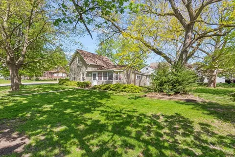 204 E 12th St, Cedar Falls, IA 50613 photo 19