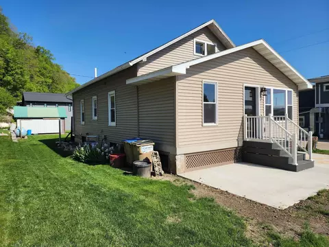 100 Main St, Clayton, IA 52049