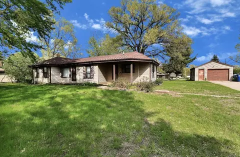 1326 Barclay, Waterloo, IA 50703