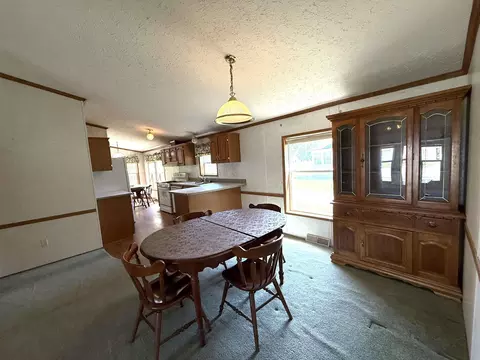 421 E 1st St, Sumner, IA 50674 photo 10