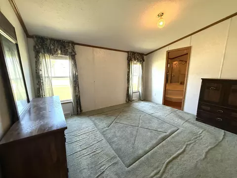 421 E 1st St, Sumner, IA 50674 photo 19