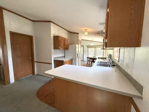 421 E 1st St, Sumner, IA 50674 photo 12