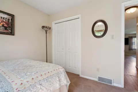 216 Letsch Rd, Waterloo, IA 50701 photo 17