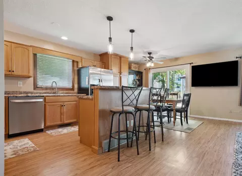 216 Letsch Rd, Waterloo, IA 50701 photo 7