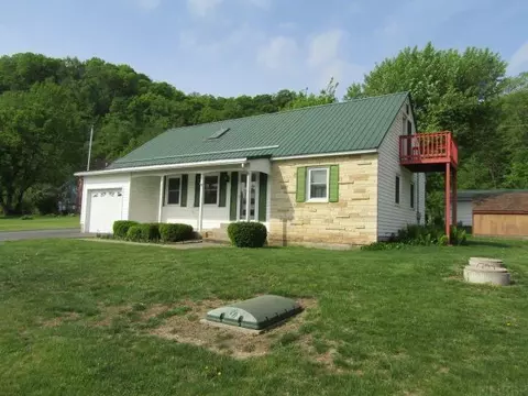 31757 Hwy 52, Guttenberg, IA 52052