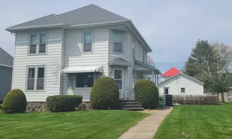 329 W Williams St, Postville, IA 52162