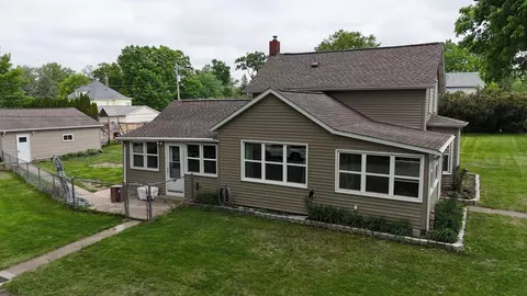 326 Elm St, Janesville, IA 50647