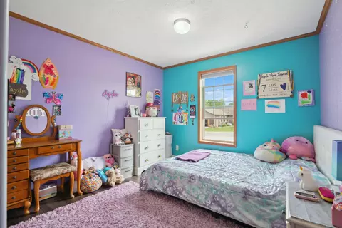 Bedroom - 333 Eagle Dr, Mcgregor, IA 52157 photo 3 of 4