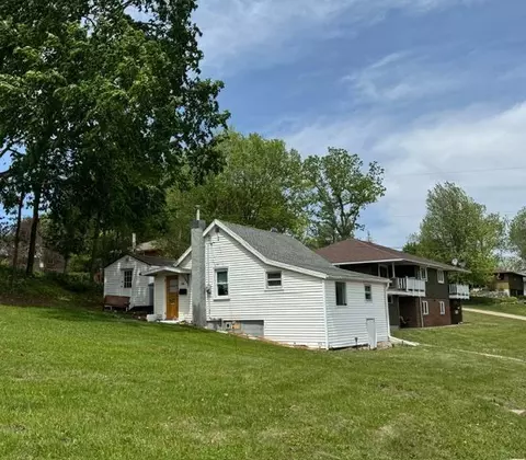 508 Plum St, Decorah, IA 52101