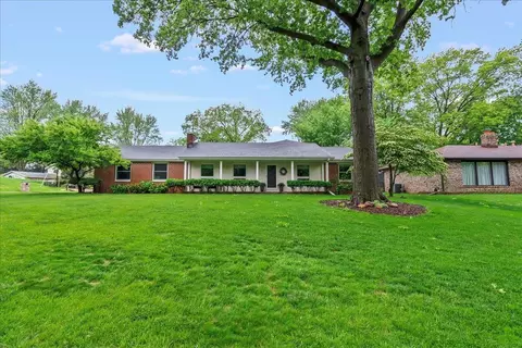 18 River Ridge Rd, Cedar Falls, IA 50613