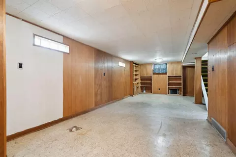 615 Eureka St, Waterloo, IA 50702 photo 19