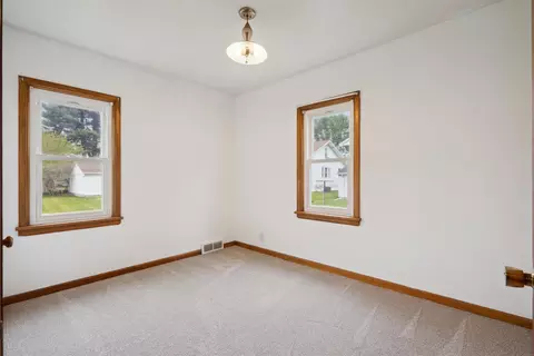 615 Eureka St, Waterloo, IA 50702 photo 13