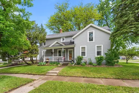 240 Washington St, Denver, IA 50622