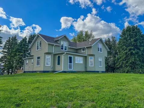 24861 Juniper Rd, West Union, IA 52175