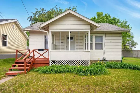 516 Upton Ave, Waterloo, IA 50701