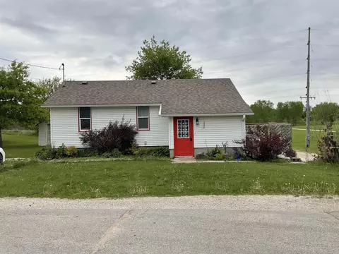 409 Jones St, Fayette, IA 52142