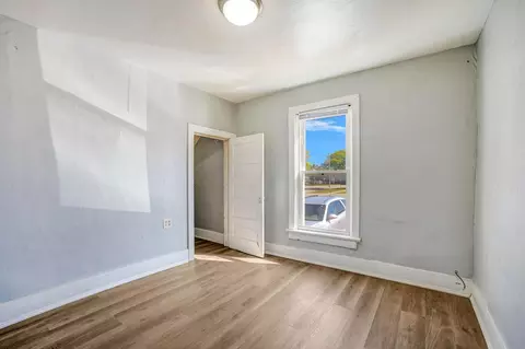 310 E 2nd St, Waterloo, IA 50703 photo 10