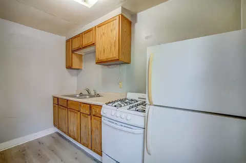 310 E 2nd St, Waterloo, IA 50703 photo 8