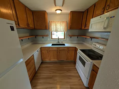 Kitchen - 1105 SW David Dr, Independence, IA 50644 photo 1 of 1