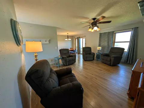 Living - 1105 SW David Dr, Independence, IA 50644 photo 1 of 1