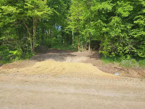 Undisclosed, Luana, IA 52156