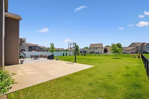 Exterior - 2816 Pendleton Dr, Cedar Falls, IA 50613 photo 7 of 7