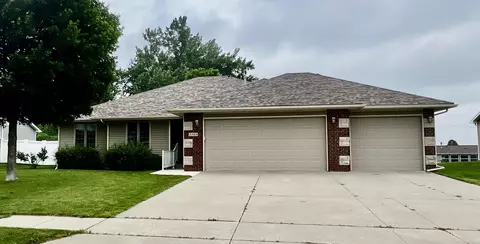 3309 Lily Ln, Marshalltown, IA 50158
