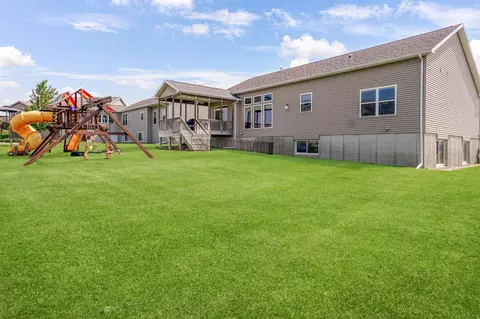 Exterior - 2602 Pendleton Dr, Cedar Falls, IA 50613 photo 3 of 3