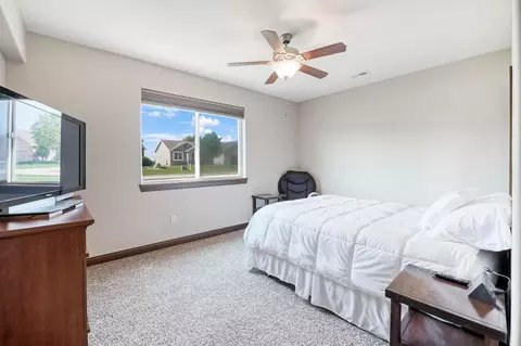Bedroom - 2602 Pendleton Dr, Cedar Falls, IA 50613 photo 3 of 3