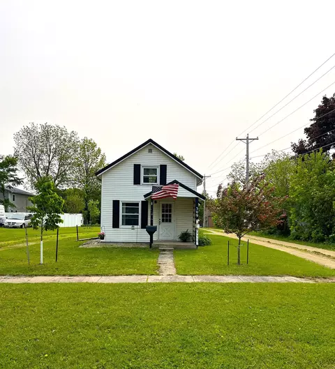 309 SE 3rd Se St, Cresco, IA 52136