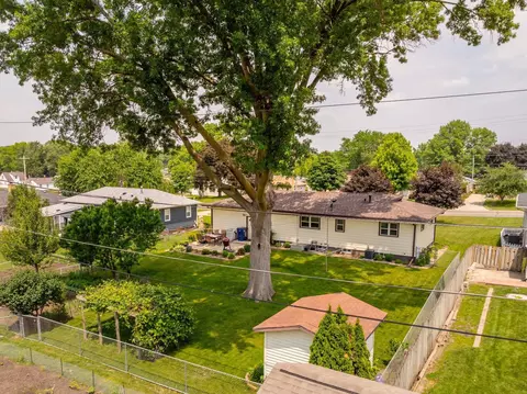 1152 E Ridgeway Ave, Waterloo, IA 50702 photo 19