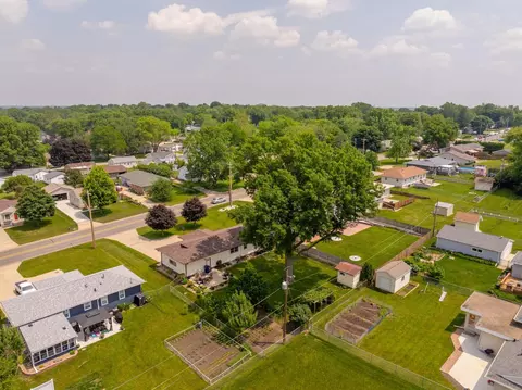 1152 E Ridgeway Ave, Waterloo, IA 50702 photo 23