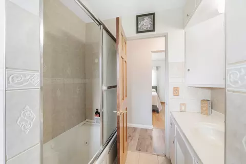 1152 E Ridgeway Ave, Waterloo, IA 50702 photo 10