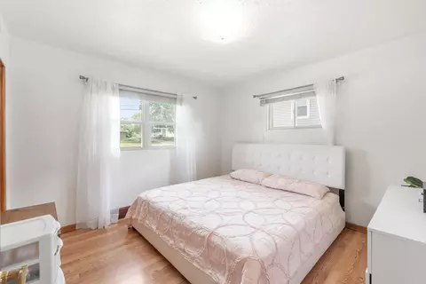 1152 E Ridgeway Ave, Waterloo, IA 50702 photo 12