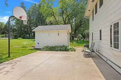 247 Lambeth Rd, Waterloo, IA 50701 photo 29
