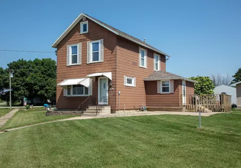 204 Market, Holland, IA 50642